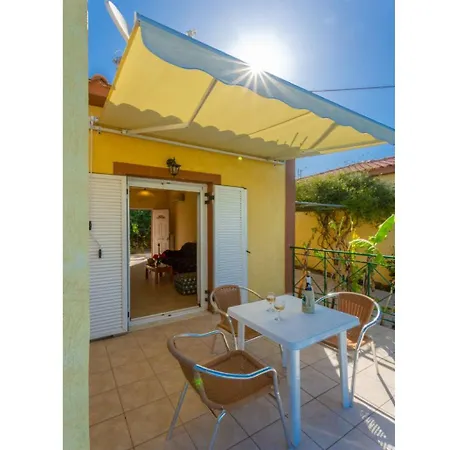 Russa Anna Vila Vlachata